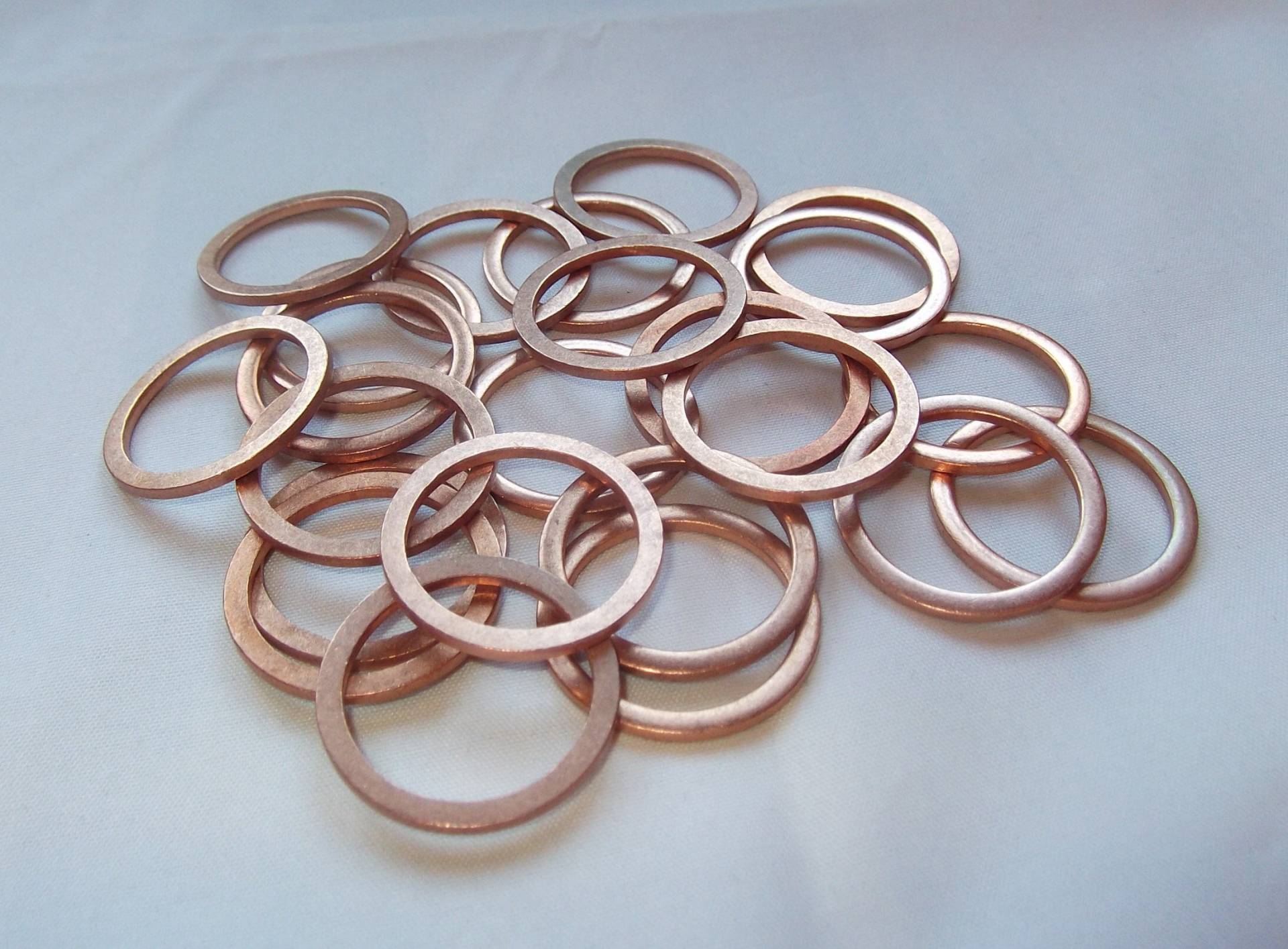 100 Stück Kupferdichtringe Kupferringe Dichtringe Kupfer Scheibe 23x28x2 mm Din 7603 Form A 100 Stück Kupferdichtringe Kupferringe Dichtringe Kupfer Scheibe 23x28x2 mm Din 7603 Form A von Cartec