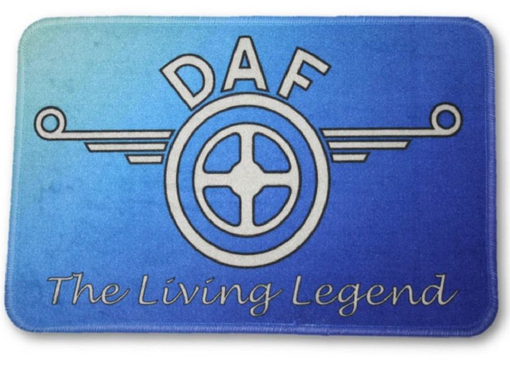 Fußmatte mit Logo DAF Legend, 60x40cm Waschbar Feines Velours Universell einsetzbar | LKW-Fußmatte, Teppich zur Innenausstattung | Schmutzfänger für LKW, PKW und Wohnung | Universal Auto-Matte, Autofußmatte als Zubehör fürs Truck-Fahrerhaus Fußmatte mit Logo DAF Legend, 60x40cm Waschbar Feines Velours Universell einsetzbar | LKW-Fußmatte, Teppich zur Innenausstattung | Schmutzfänger für LKW, PKW und Wohnung | Universal Auto-Matte, Autofußmatte als Zubehör fürs Truck-Fahrerhaus von Schilderfeuerwehr