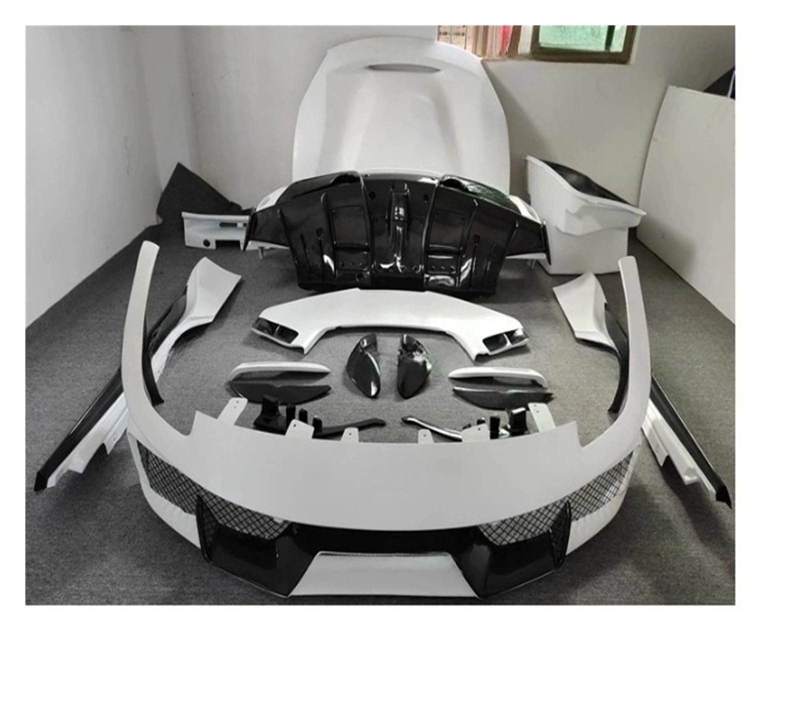 DDGHAE Auto-Bodykit for vordere und hintere Stoßstange, kompatibel mit Ferrari 488 GTB 2015 2016 2017 2018 Spider, Pista Style Dry Carbon Kit, Seitenschwellerverlängerungen, Heckspoiler(Semi wet carbo DDGHAE Auto-Bodykit for vordere und hintere Stoßstange, kompatibel mit Ferrari 488 GTB 2015 2016 2017 2018 Spider, Pista Style Dry Carbon Kit, Seitenschwellerverlängerungen, Heckspoiler(Semi wet carbo von DDGHAE