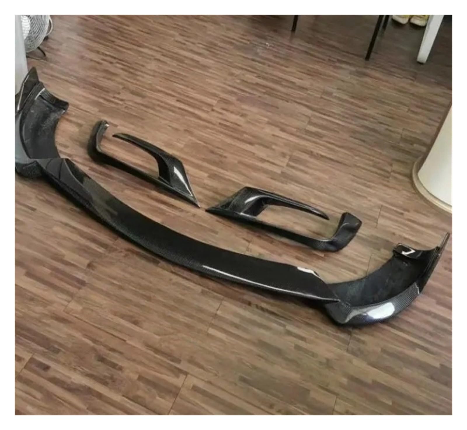 DDGHAE Frontstoßstange kompatibel for Mercedes Benz W222 S-Klasse S63 S350 S400 S500 S600 AMG, Lippensplitter aus Echtkohlefaser, Nebelscheinwerfer-Entlüftungsabdeckung(Lip Vent Air Cover) von DDGHAE