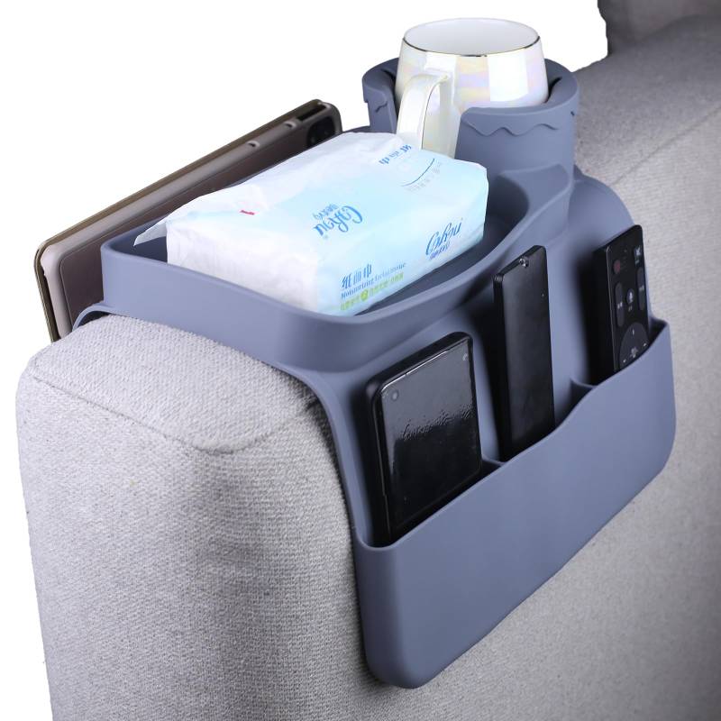 DLBTWDOYLS Silikon-Sofa-Getränkehalter-Tablett, Rutschfester und spritzwassergeschützter Armlehnen-Organizer mit Taschen an 2 Seiten, multifunktionales Sofa-Armlehnen-Aufbewahrungsregal (grau) von DLBTWDOYLS