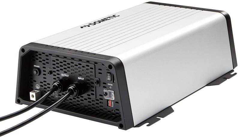 DOMETIC 9600002554 Sinepower Dsp 1824T - Komfort-Sinus-Wechselrichter, 1.800 W, 24 V I Mobile Steckdose für unterwegs von DOMETIC