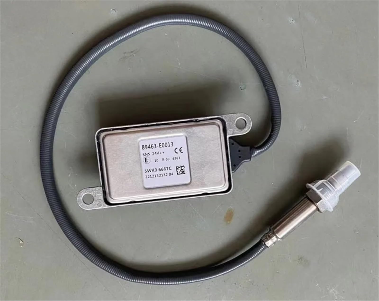 DZWDY Stickoxidsensor OE: 5WK96667C 89463-E0013 89463E0013 24V Auto-Elektrik-Systemsensoren NOx-Sensor Stickstoff-Sauerstoff-Sensor Lambda-Sensor DZWDY Stickoxidsensor OE: 5WK96667C 89463-E0013 89463E0013 24V Auto-Elektrik-Systemsensoren NOx-Sensor Stickstoff-Sauerstoff-Sensor Lambda-Sensor von DZWDY