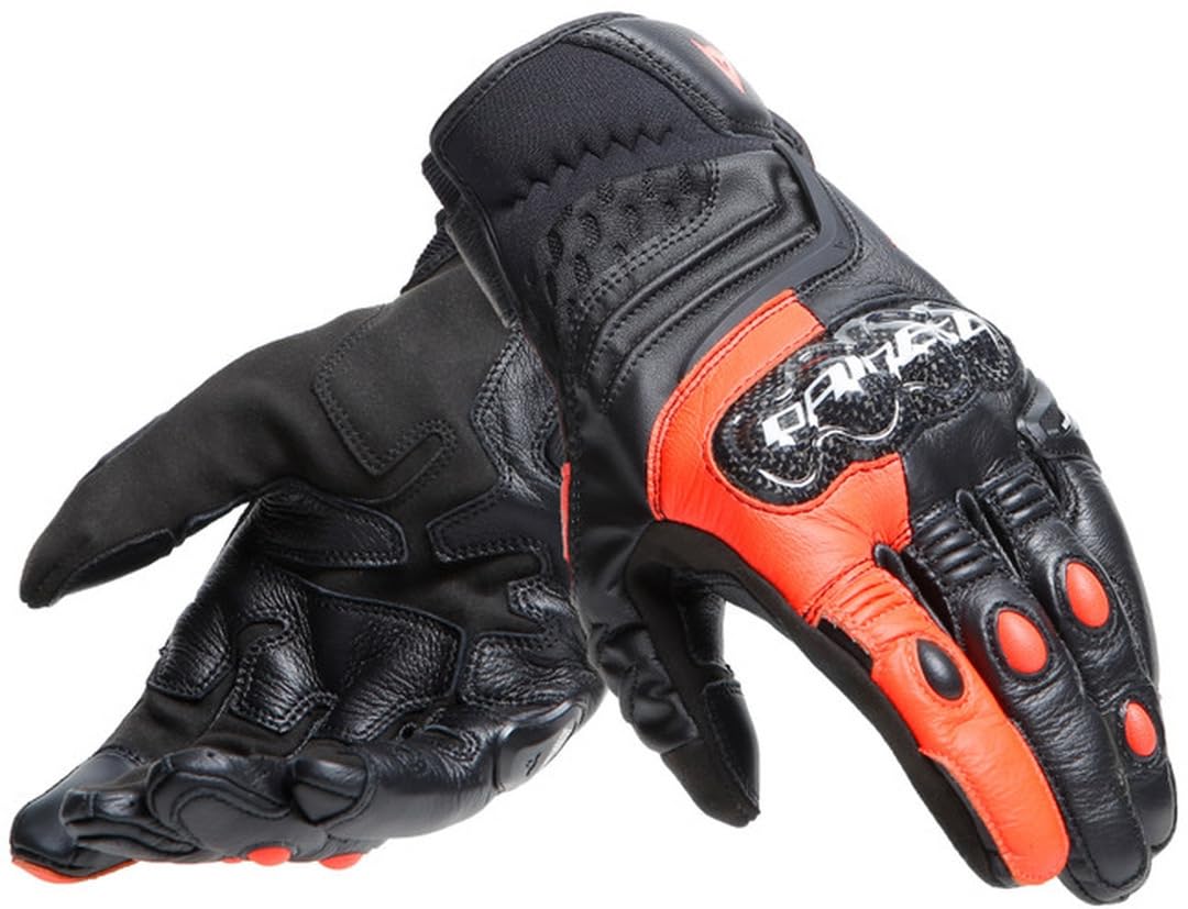 Dainese - Carbon 4 Short Gloves, Kurze Motorradhandschuhe aus Leder, mit Knöchelprotektoren aus Carbon, Mann, Schwarz/Fluo-Rot, L Dainese - Carbon 4 Short Gloves, Kurze Motorradhandschuhe aus Leder, mit Knöchelprotektoren aus Carbon, Mann, Schwarz/Fluo-Rot, L von Dainese