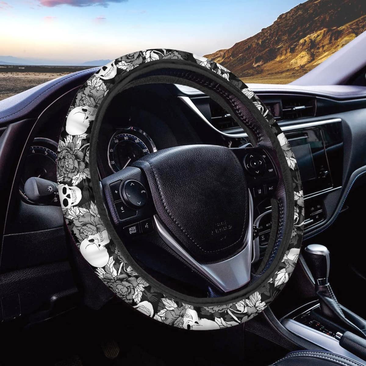 Dajingkj Punk Skull Lenkradhülle für Damen und Herren, 38,1 cm, rutschfest, universal, Auto-Lenkradbezug, Auto-Innenzubehör Dajingkj Punk Skull Lenkradhülle für Damen und Herren, 38,1 cm, rutschfest, universal, Auto-Lenkradbezug, Auto-Innenzubehör von Dajingkj