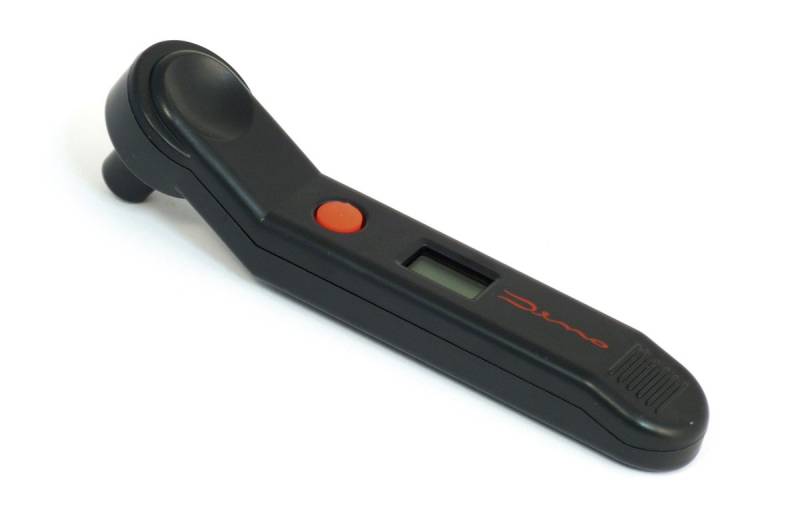 Dino 130006 Digitaler Reifendruckprüfer mit LCD-Display inklusive Batterie von Dino KRAFTPAKET