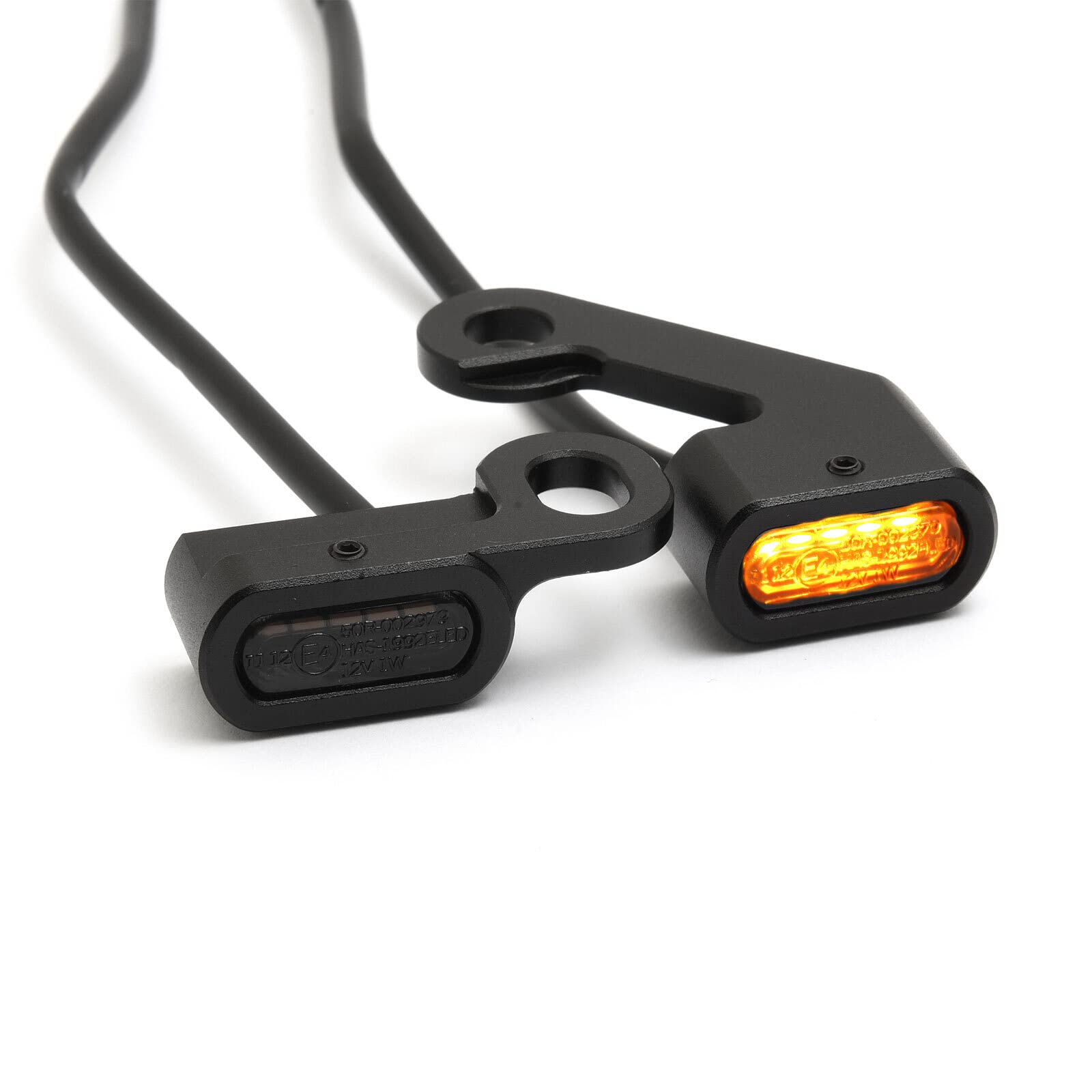 Dock66 Motorcycle Parts Mini LED Blinker Set Lenkerarmatur für Harley Softail ab 15, E-Glide FLH 09-16, schwarz, ECE Dock66 Motorcycle Parts Mini LED Blinker Set Lenkerarmatur für Harley Softail ab 15, E-Glide FLH 09-16, schwarz, ECE von Dock66 Motorcycle Parts