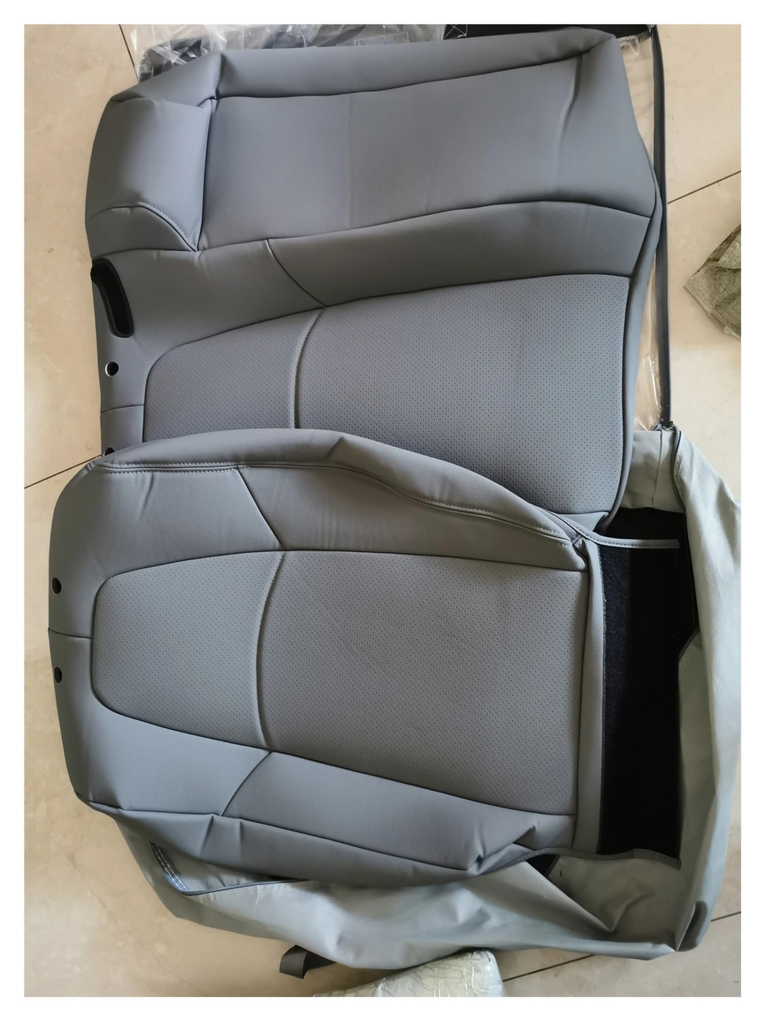 Für Cayenne Für Macan Für Panamera Autositzbezüge Vollständiger Satz Mittelperforiertes Echtleder Pu Auto Sitzbezüge(Gray Color) von Dtbdfak