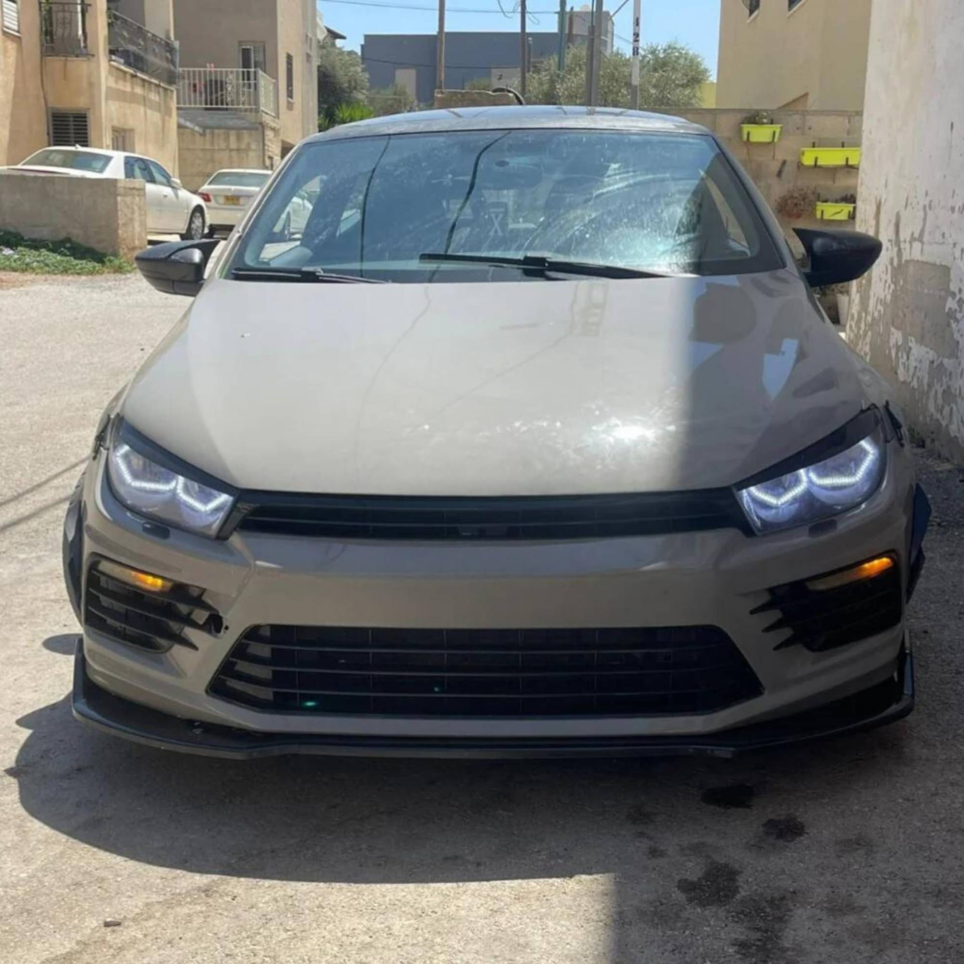 ELIT TUNING STORE Frontstoßstangen-Lippe für VW Scirocco 2014–2022, Karosserie-Set, 6 Farben, Autozubehör, Spoiler, Splitter, Diffusor, Klappe, Sport-Stoßstange, Außenteile, schwarz, 3 Stück ELIT TUNING STORE Frontstoßstangen-Lippe für VW Scirocco 2014–2022, Karosserie-Set, 6 Farben, Autozubehör, Spoiler, Splitter, Diffusor, Klappe, Sport-Stoßstange, Außenteile, schwarz, 3 Stück von ELIT TUNING STORE