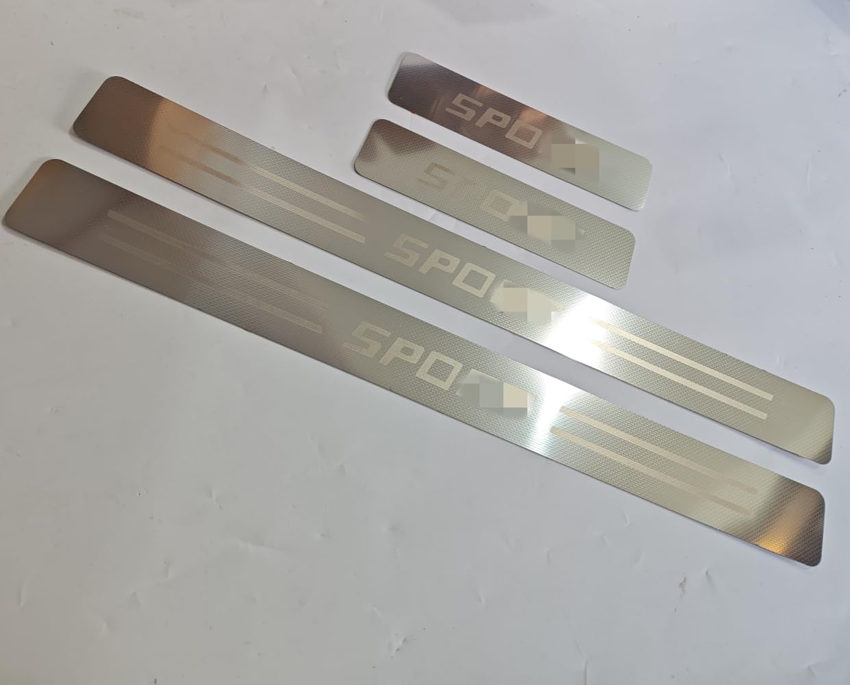 ENFILY 4 Stück Edelstahl Auto Einstiegsleisten Schutz Argo für Sportschwelle Anti-Verschleiß Zierstreifen Scuff Guard Pedal Abdeckung (XK) von ENFILY