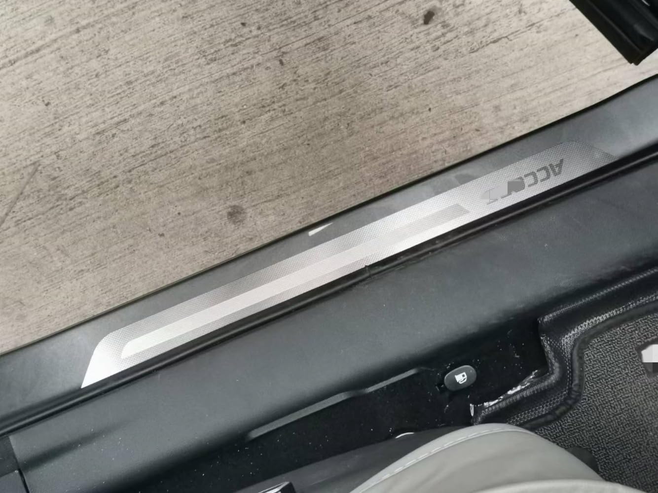 ENFILY 4 Stück Edelstahl Auto Einstiegsleisten Schutz Zubehör für Accord Threshold Anti-Verschleiß-Dekorstreifen Abriebschutz Pedalabdeckung (Perlweiß) von ENFILY