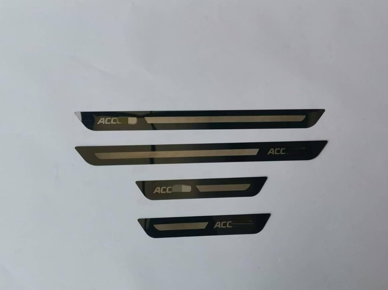 ENFILY 4 Stück Edelstahl Auto Einstiegsleisten Schutz Zubehör für Accord Threshold Anti-Verschleiß Dekorstreifen Scuff Guard Pedal Abdeckung (schwarz) von ENFILY