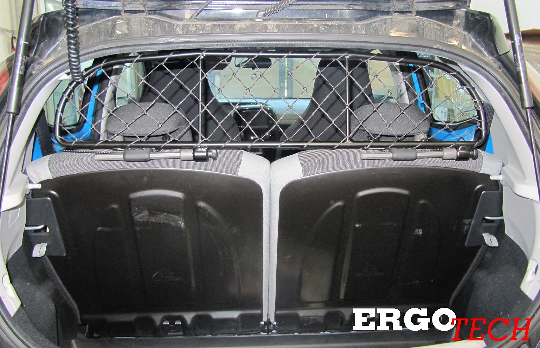 ERGOTECH Trennnetz Trenngitter kompatibel mit Toyota Aygo (ab BJ 2015) RDA65-XXS, für Hunde und Gepäck von ERGOTECH
