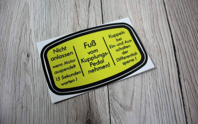 DEUTZ Aufkleber Traktor Emblem Sticker Label von Eil Bulldog Versand