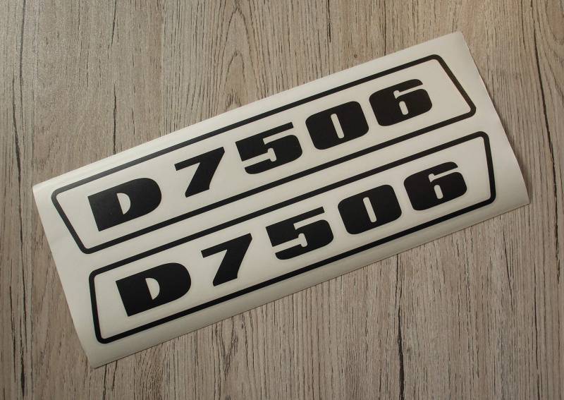 Deutz Aufkleber für Traktor D7506 Logo Emblem Sticker Label schwarz (bis 1974) von Eil Bulldog Versand