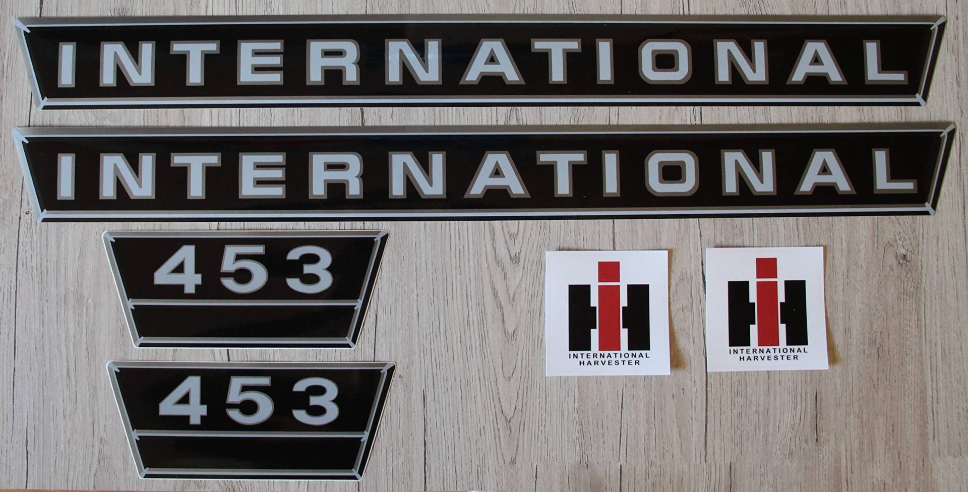 IHC/Mc Cormick Aufkleber international 453 Silber Logo Emblem Sticker Label Set groß IHC/Mc Cormick Aufkleber international 453 Silber Logo Emblem Sticker Label Set groß von Eil Bulldog Versand