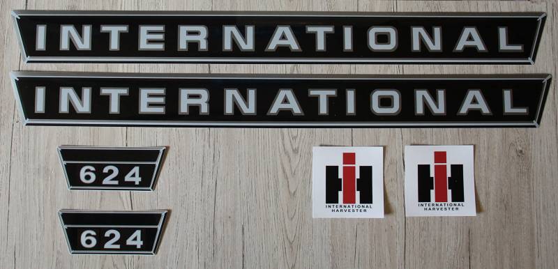 IHC/Mc Cormick Aufkleber international 624 Silber Logo Emblem Sticker Label Set klein von Eil Bulldog Versand