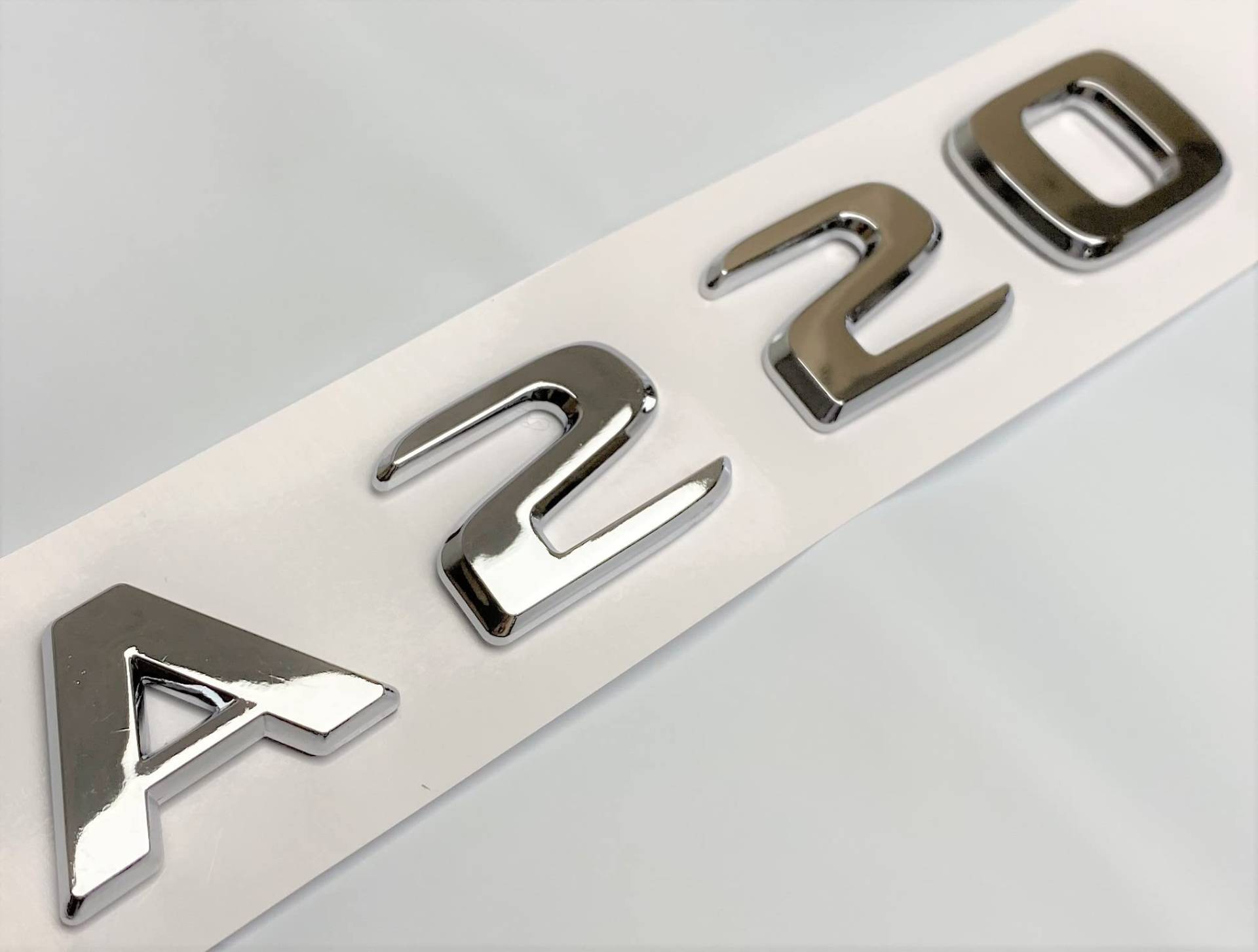 A220 Chrom-Emblem für den Kofferraum, kompatibel mit A220 Namensschild, Buchstaben, Zahlen A220 Chrom-Emblem für den Kofferraum, kompatibel mit A220 Namensschild, Buchstaben, Zahlen von EmbemsCar