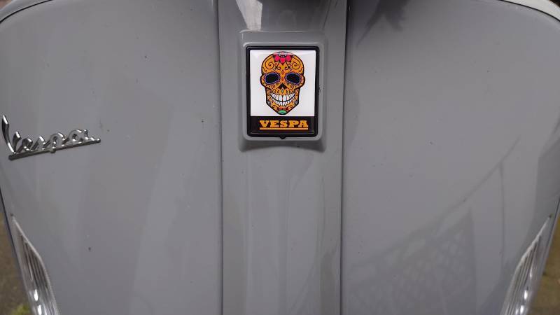 Embleme Vespa Piaggio 3D-Aufkleber Gel Kaskade Motorrad Emblem Silber Metall Vinyl von Embleme