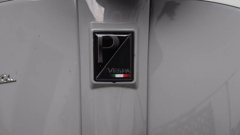Vespa Piaggio Emblem Kaskade 3D-Aufkleber-Gel GT GTS GTV LX LXV S Logo von Embleme