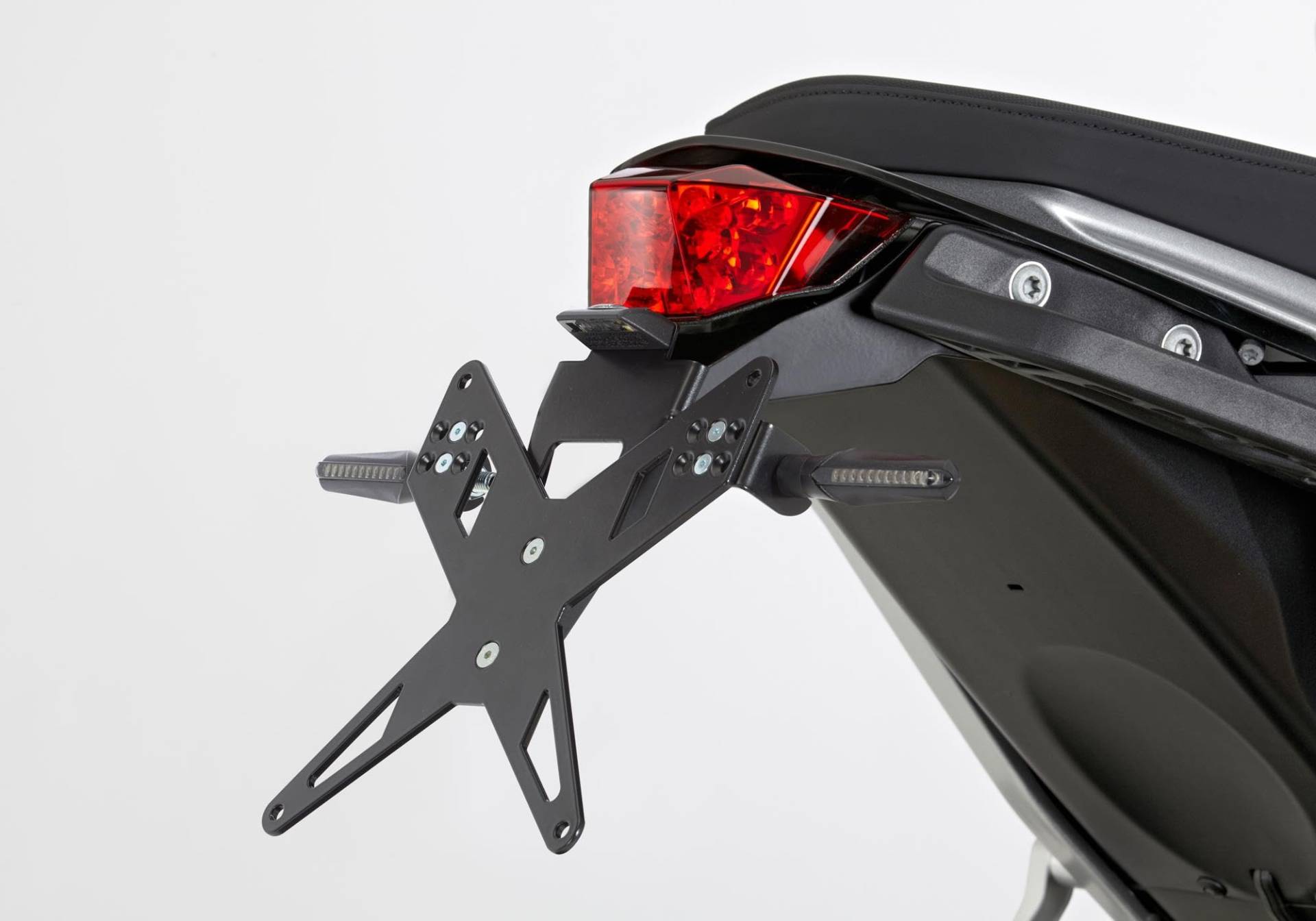 PROTECH X-Shape Kennzeichenhalter kompatibel mit KTM 690 Duke R 2016-2017 KTM 690 Duke PROTECH X-Shape Kennzeichenhalter kompatibel mit KTM 690 Duke R 2016-2017 KTM 690 Duke von FECHTER DRIVE Motorsport GmbH