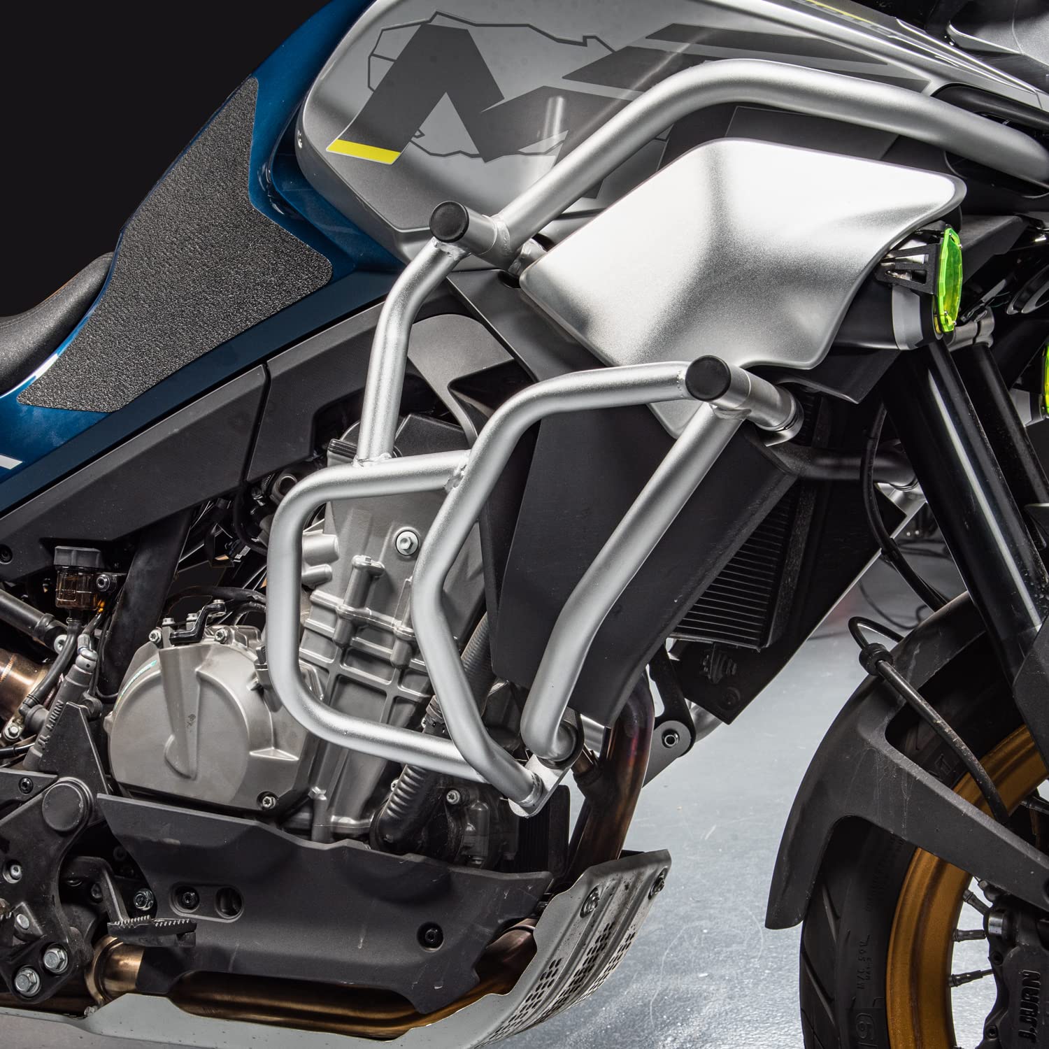 Für CFMOTO CF Moto 800MT MT800 MT 800 MT CF800MT 2021 2022 2023 Motorrad Motor Schutz Stoßstange Autobahn Crash Bars Stunt Käfig Rahmen Fallen Körper Schutz Kit Gas Tank Schutz 21-23 (Silber) Für CFMOTO CF Moto 800MT MT800 MT 800 MT CF800MT 2021 2022 2023 Motorrad Motor Schutz Stoßstange Autobahn Crash Bars Stunt Käfig Rahmen Fallen Körper Schutz Kit Gas Tank Schutz 21-23 (Silber) von Fayedenicy