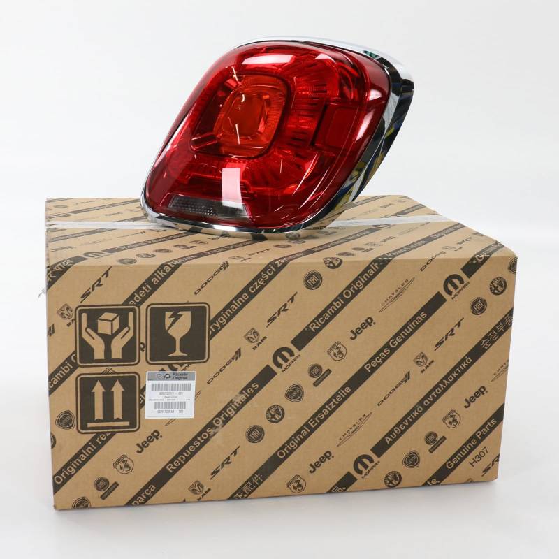 Original Rückleuchte rechts Original 500X ab Bj. 2015 OE 51937411 von Fiat
