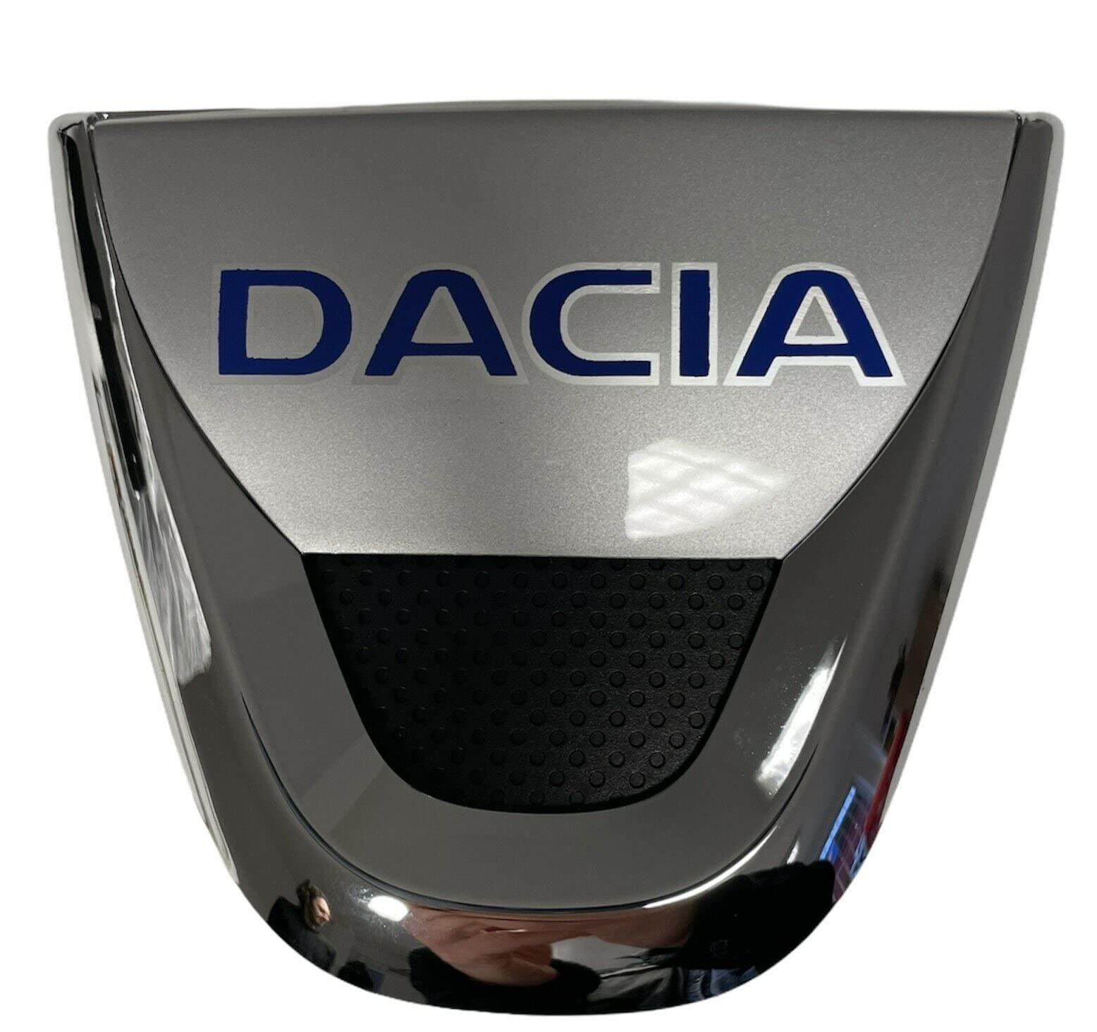 Frontgrill Emblem Ersatz für Sandero/Duster/Logan 8200811907 Frontgrill Emblem Ersatz für Sandero/Duster/Logan 8200811907 von GENUINE MOTORS