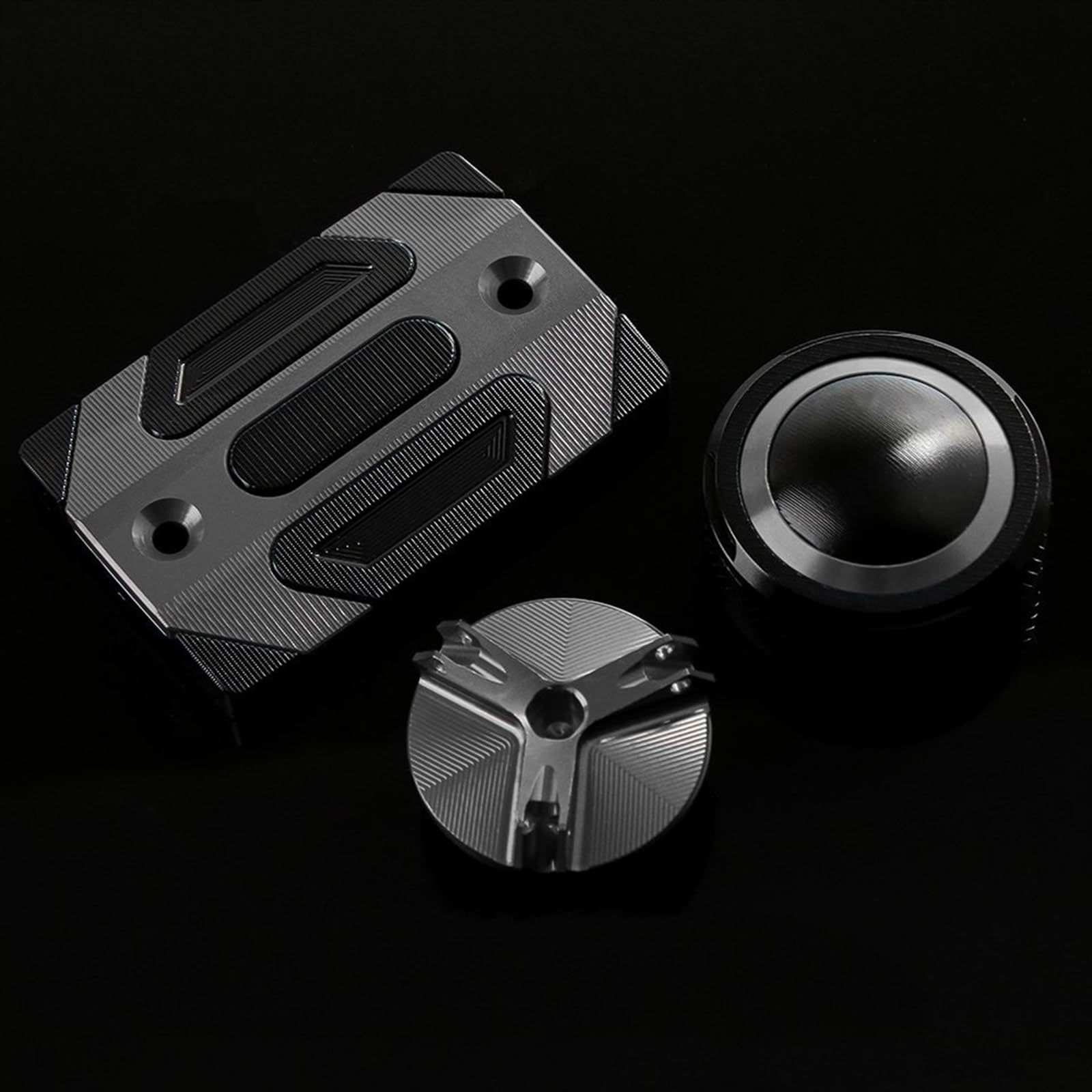 GKQRKVNM Kompatibel Mit MT-07 Für FZ07 2014–2019 2020 2021 2022 2023 2024 Motorrad-Bremsflüssigkeitsbehälterdeckel Tankdeckel Schutzzubehör(Titanium) von GKQRKVNM