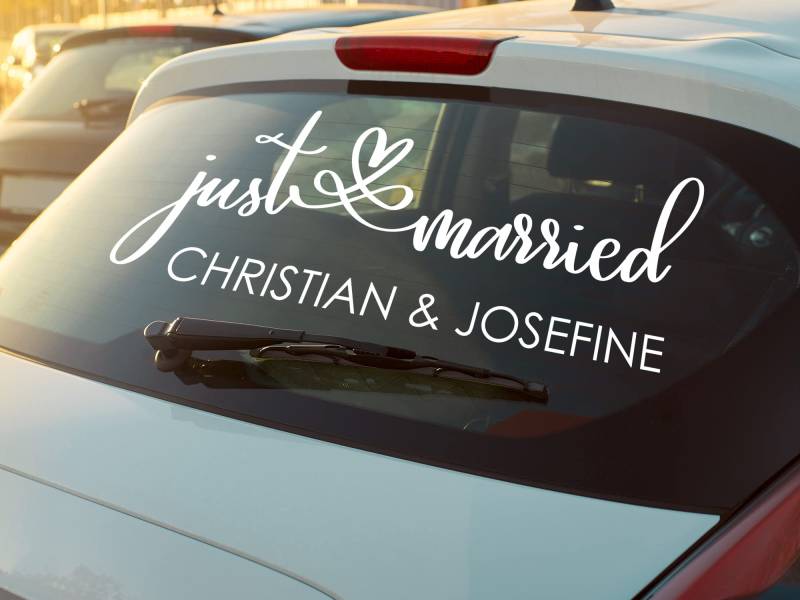 GRAZDesign Autoaufkleber Hochzeit personalisiert mit Namen, Auto-Aufkleber Just Married, weiß (Just Married mit Herzchen) von GRAZDesign