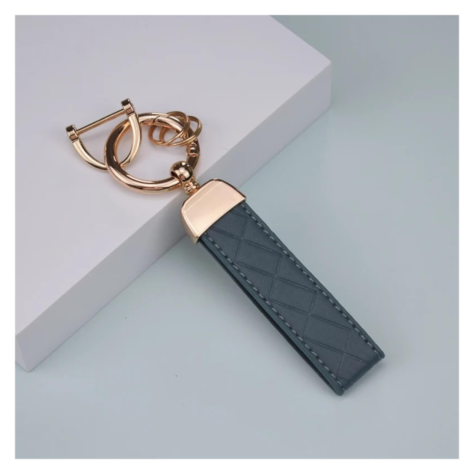 Für Duster Captur Clio Logan Megane 1 2 3 Koleos Scenic Zubehör 4 Tasten TPU Auto Schlüssel Fall Abdeckung Shell Fob Schlüsselanhänger(Grey Keychain) von GTOQEV