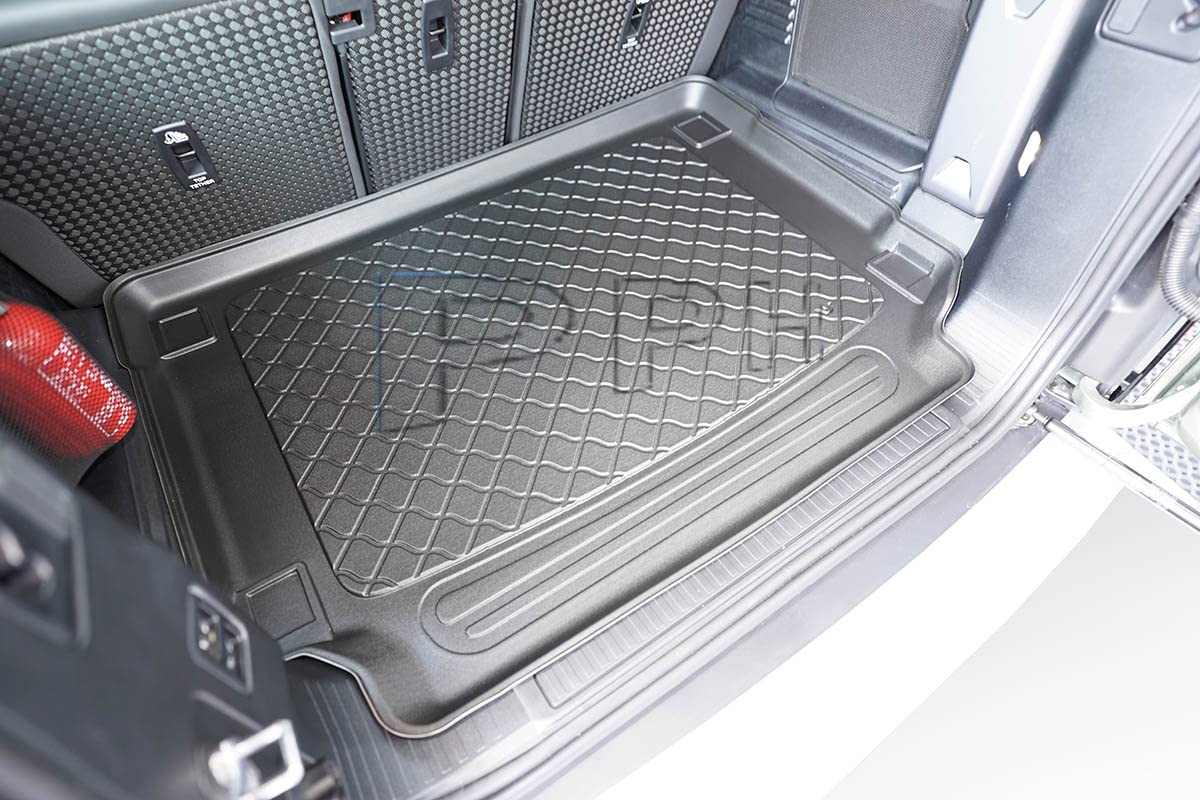 PPH - Gummierte Premium Kofferraumwanne passend für Land Rover Defender (L663) ab Bj. 01.2020-; 5 Sitzer von GUA