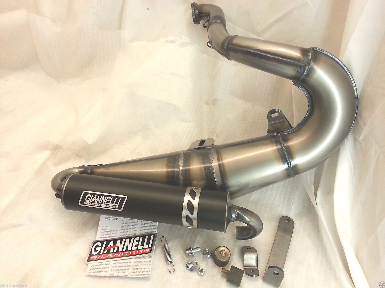 GIANNELLI PIAGGIO APE RACING EXHAUST (FROM 110CC O N) GIANNELLI PIAGGIO APE RACING EXHAUST (FROM 110CC O N) von Giannelli