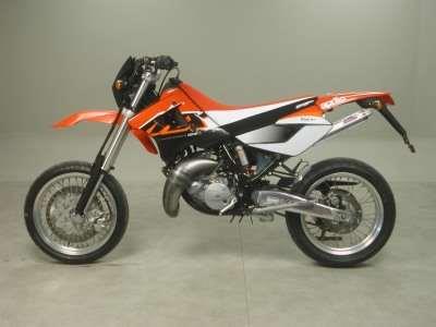 Sport Auspuff Anlage Alu Giannelli Aprilia MX 125 ab Bj. 2004 Typ: TZ000 +ABE Sport Auspuff Anlage Alu Giannelli Aprilia MX 125 ab Bj. 2004 Typ: TZ000 +ABE von Giannelli