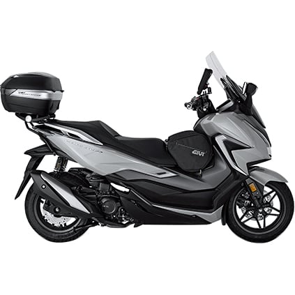 Givi Verkleidungsscheibe D1187STG klar für Forza 125/350 2021- Givi Verkleidungsscheibe D1187STG klar für Forza 125/350 2021- von Givi