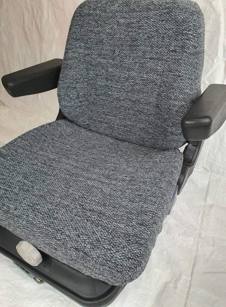 Gorilla Schonbezug für Grammer LS95/90 Stoff grau-schwarz Made in Germany Bezug Gorilla Schonbezug für Grammer LS95/90 Stoff grau-schwarz Made in Germany Bezug von Gorilla AGRI - INDUSTRIEPARTS & SEATS