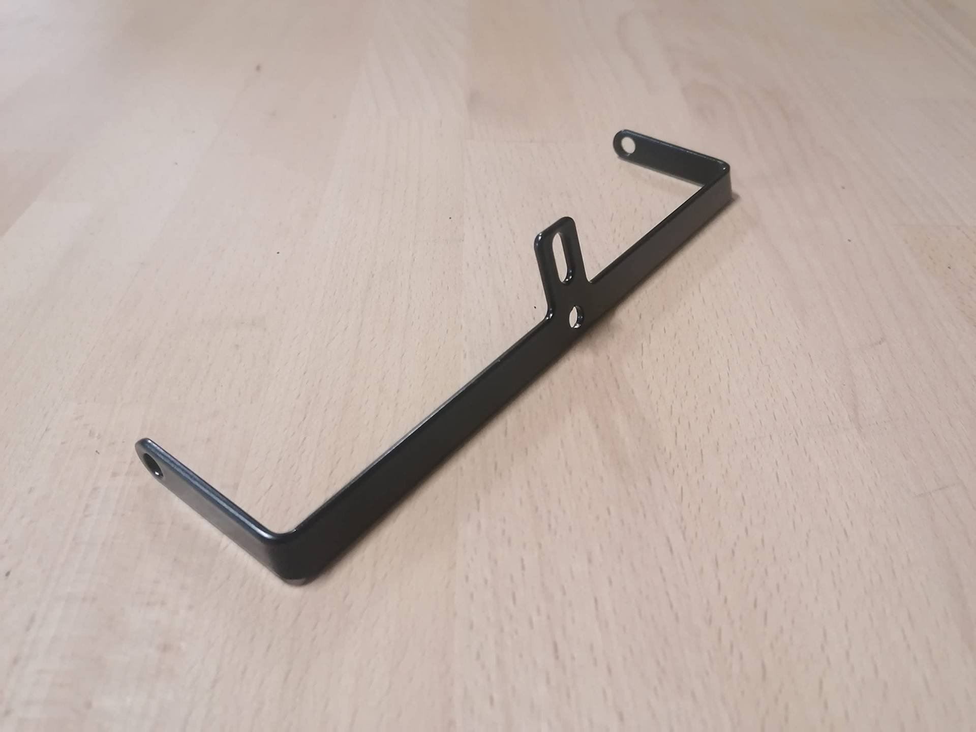 Halter für Reflektor Euro4 für GroFaTec Kennzeichenhalter Suzuki Kawa Benelli Halter für Reflektor Euro4 für GroFaTec Kennzeichenhalter Suzuki Kawa Benelli von GroFaTec