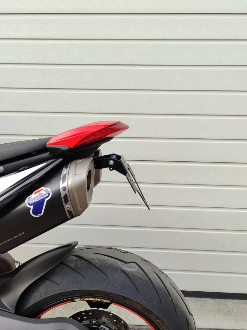 kurzer Kennzeichenhalter für Ducati Hypermotard 950 / SP/RVE 2019-2024 Kennzeichenträger EVO Tail Tidy Heckumbau kurzes Heck für Ducati Hyper Motard 950 nummernschild umbau von GroFaTec