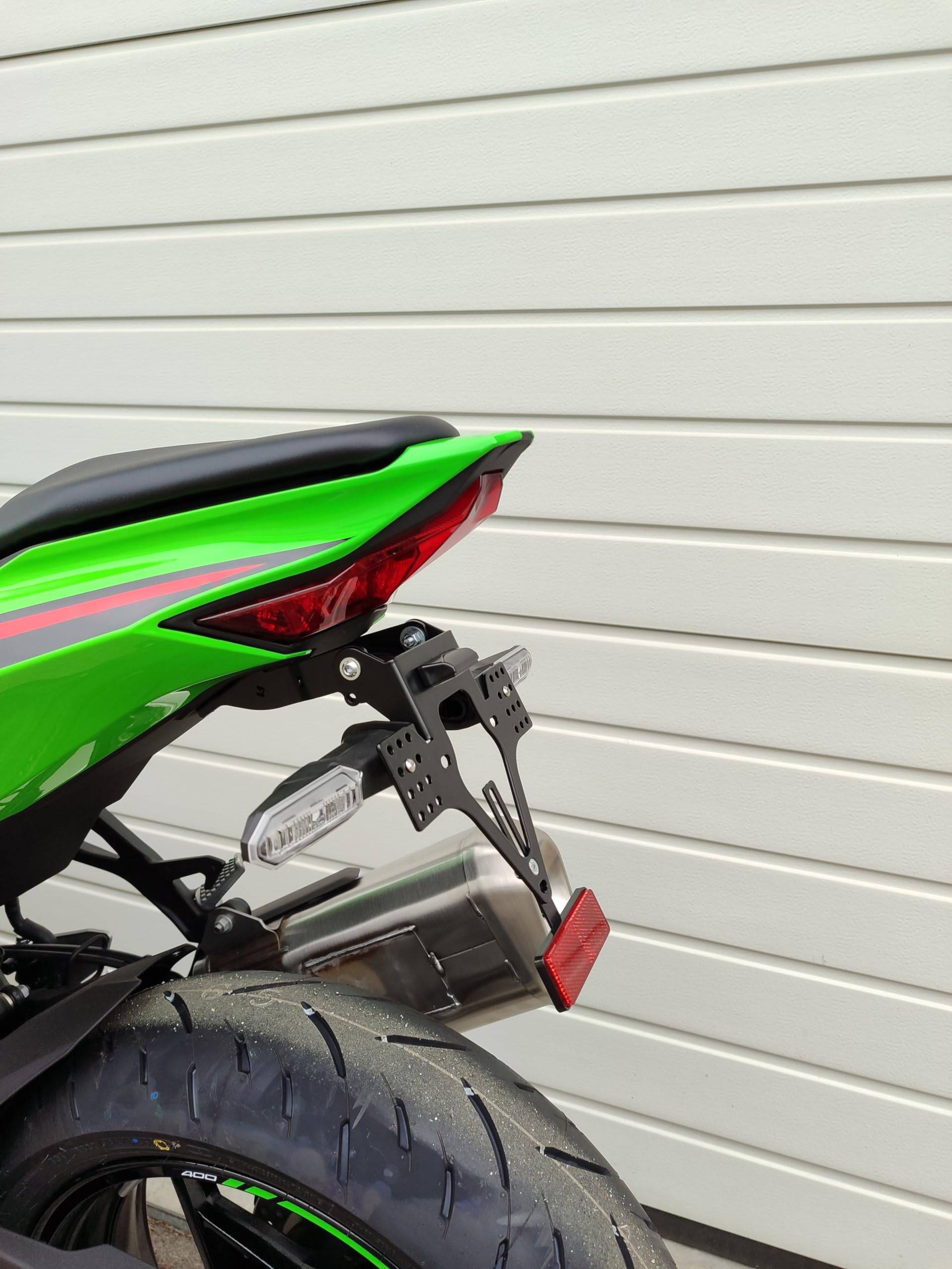 kurzer Kennzeichenhalter für Kawasaki ZX-4 R/RR ab 2023-2024 Kennzeichenträger EVO Set ZX4 Kawa Heckumbau zx4rr anniverary GroFaTec kurzes Heck Tail Tidy zx-4 auch für original Blinker Tail Tidy kurzer Kennzeichenhalter für Kawasaki ZX-4 R/RR ab 2023-2024 Kennzeichenträger EVO Set ZX4 Kawa Heckumbau zx4rr anniverary GroFaTec kurzes Heck Tail Tidy zx-4 auch für original Blinker Tail Tidy von GroFaTec