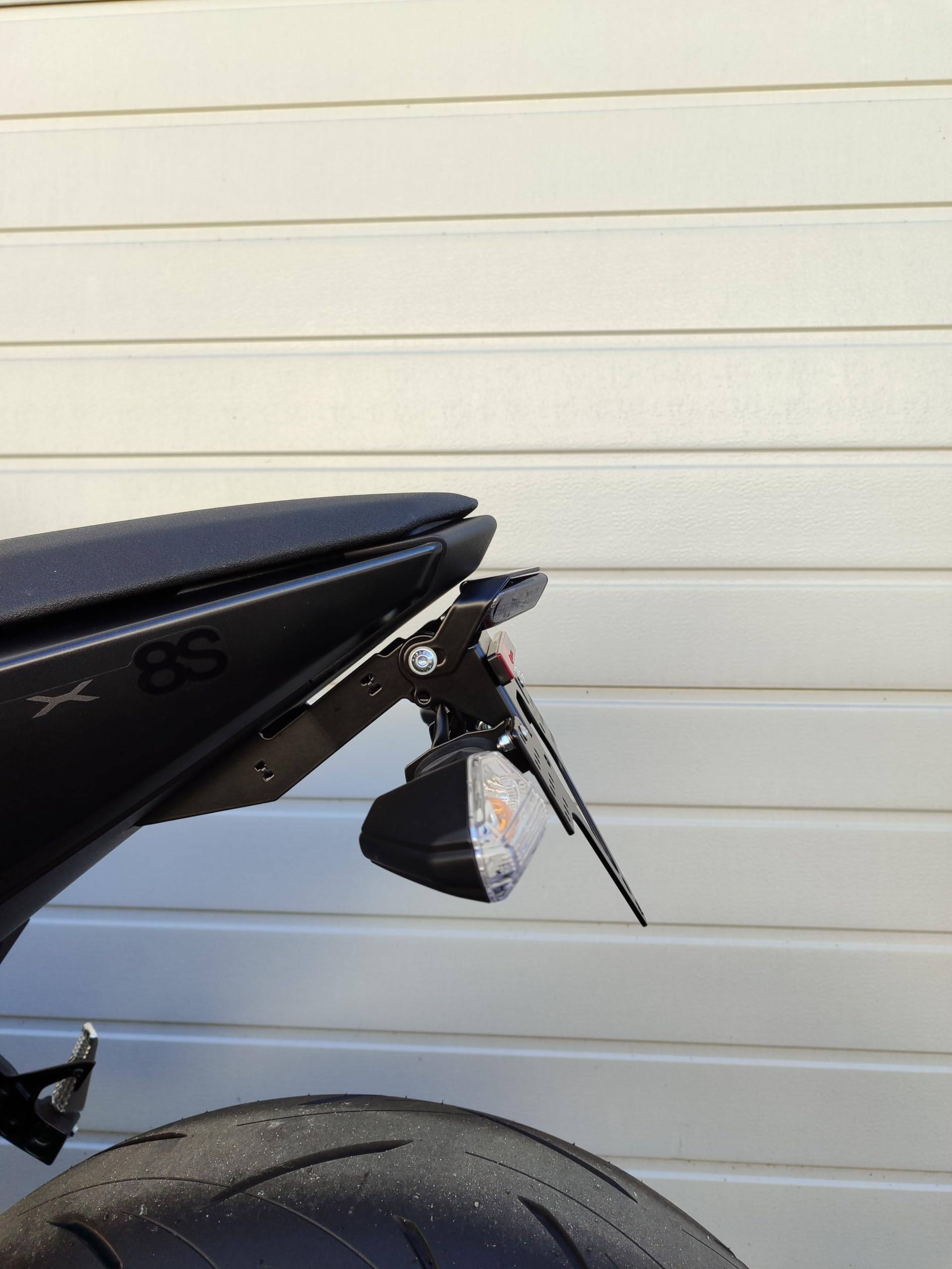 kurzer Kennzeichenhalter für Suzuki GSX-8S gsx8R Heckumbau EVO BriskKennzeichenträger kurzes Heck mit Rücklicht und Halter für original Blinker Suzuki gsx8r grofatec kurzer Kennzeichenhalter für Suzuki GSX-8S gsx8R Heckumbau EVO BriskKennzeichenträger kurzes Heck mit Rücklicht und Halter für original Blinker Suzuki gsx8r grofatec von GroFaTec