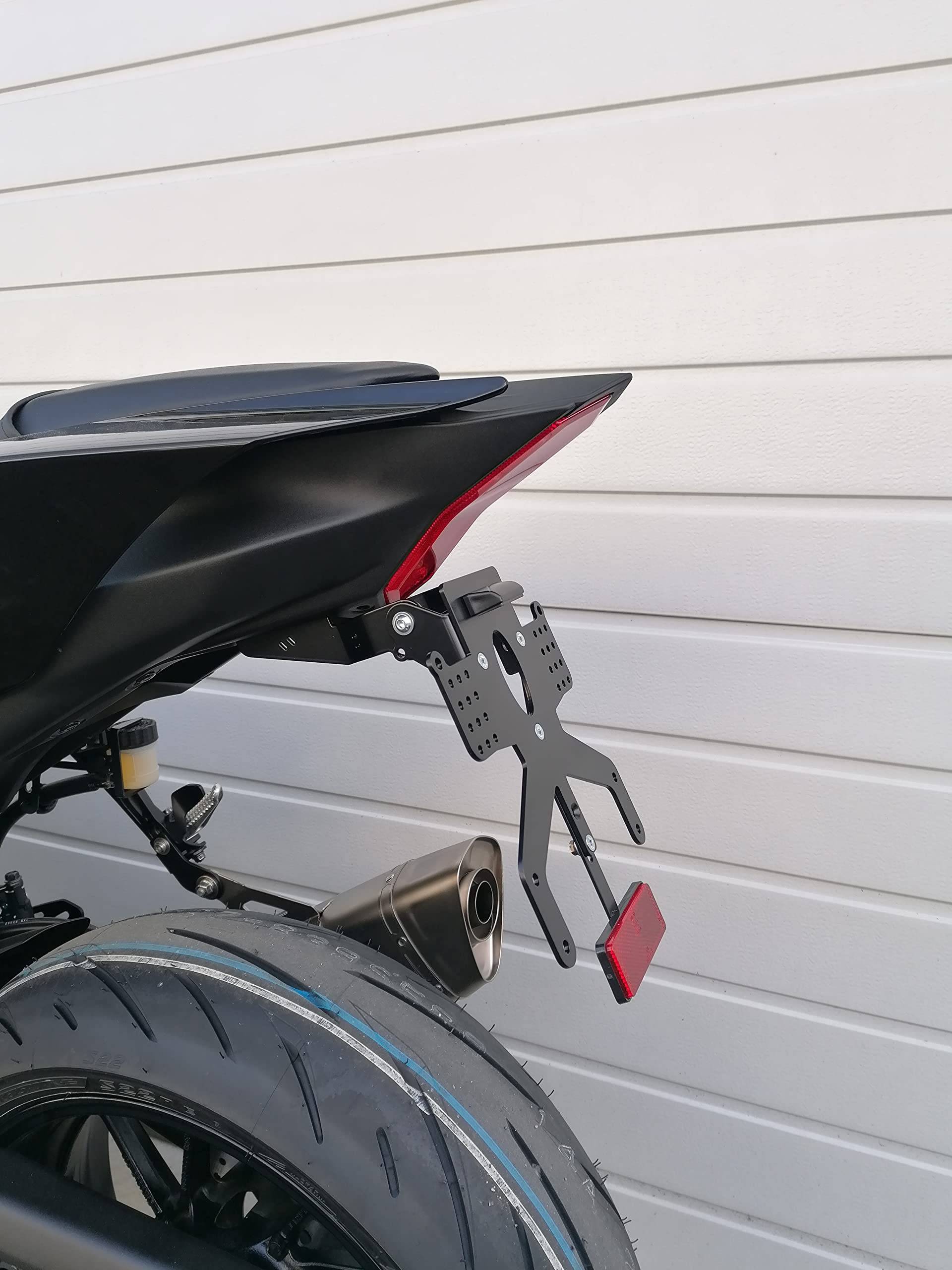 kurzer Kennzeichenhalter für Yamaha R7 ab2022 Kennzeichenträger GroFaTec REVO YZF-R7 Twin Racer yzfr7 Nummernschild Träger Halter kurzes Heck Heckumbau Porta Targa kurzer Kennzeichenhalter für Yamaha R7 ab2022 Kennzeichenträger GroFaTec REVO YZF-R7 Twin Racer yzfr7 Nummernschild Träger Halter kurzes Heck Heckumbau Porta Targa von GroFaTec