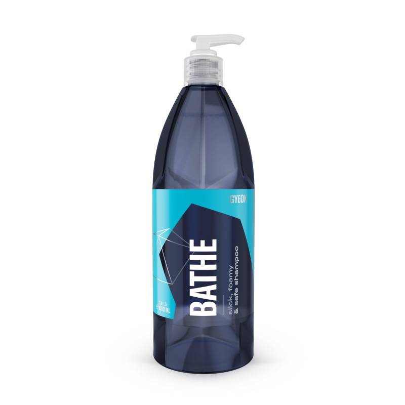 Gyeon Q²M Bathe - Autoshampoo - lackschonende Reinigung, hohe Schaumbildung, pH-neutrale Formel (1000 ml) von Gyeon