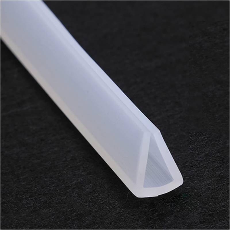 Dichtungsstreifen aus Silikonkautschuk, U-förmige Silikon-Kanalkantenverkleidung, transparente Gummidichtung, verwendet im Wohnzimmer-Badezimmer, Länge 5 Meter, Wandstärke 2 mm (Größe: 12 mm x 15 mm)( von HLHLH