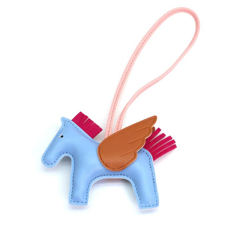 HOHOPEACH Taschenanhänger aus veganem Leder, für Handtaschen, adrette Sachen, Designer-Schlüsselanhänger für Damen, Autozubehör, Himmelblau, Einheitsgröße von HOHOPEACH