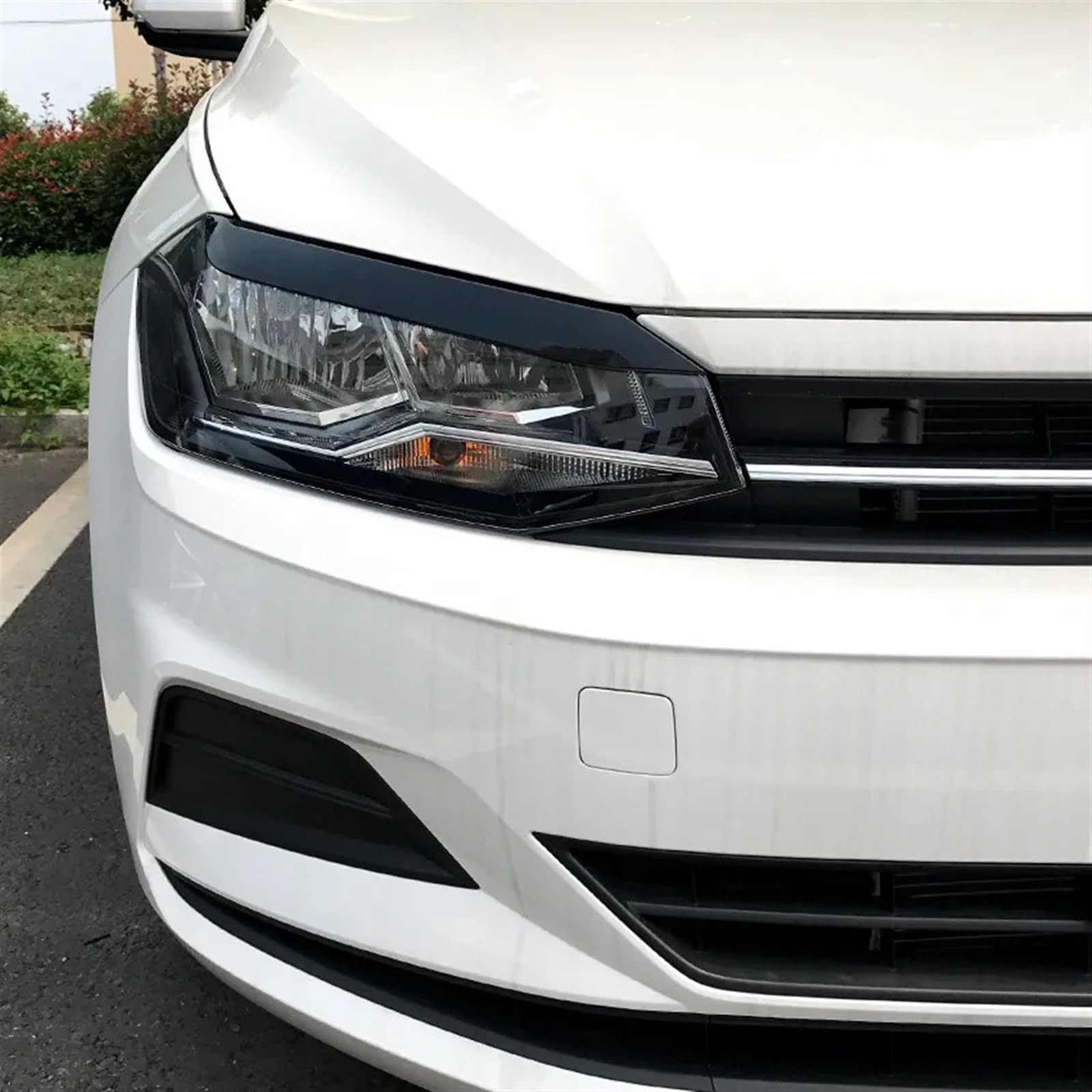 HUVNEXA for Polo MK6 2019 Scheinwerfer Augenbraue Augenlider Aufkleber ABS Trim Abdeckung Zubehör Auto Styling Autoscheinwerferaufkleber(Gloss Black) von HUVNEXA