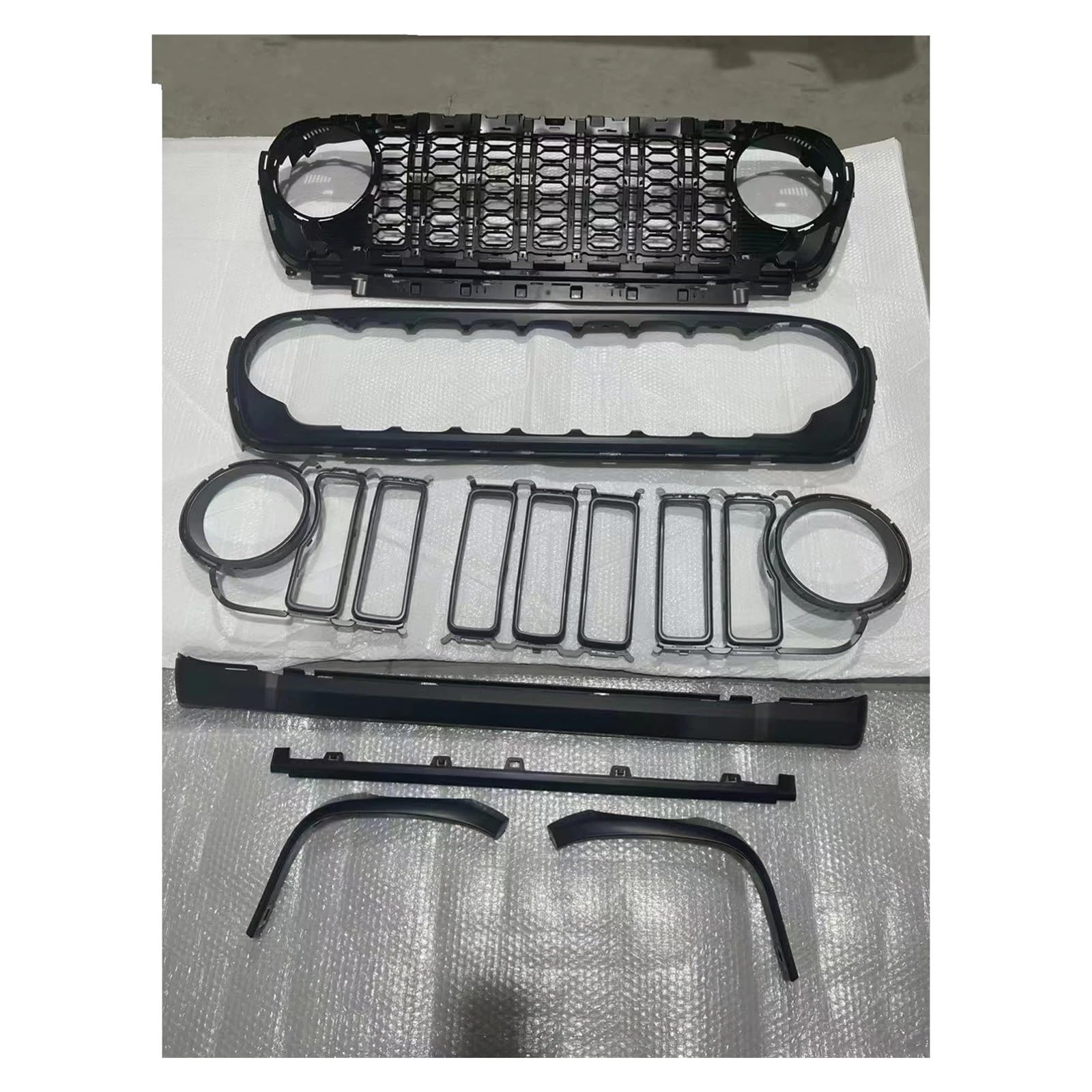 Kühlergrill Für Wrangler Für JL Für JT 2008-2021 2022 2023 2024 Auto Kühlergrill Mittelnetz 2024 Look Stil Schwarz Teil Ändern Front Kühlergrille(Without Camera Hole) von HXVGEGKPYK