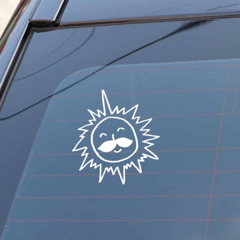 Stukk Stickers Sonnengesicht mit Schnurrbart-Design-Spaß-Fenster-Stoßfänger-Vinyl-Aufkleber-Aufkleber 13cmx14.2cm - Weiß von Handmade By Stukk