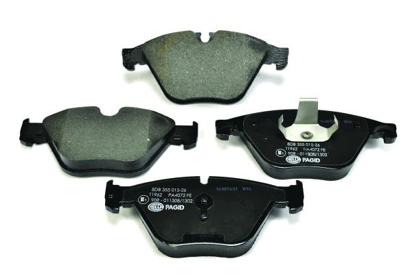 Bremsbelagsatz, Scheibenbremse Vorderachse Hella 8DB 355 015-261 von Hella