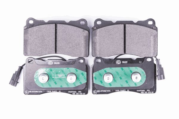 Bremsbelagsatz, Scheibenbremse Vorderachse Hella 8DB 355 015-681 Bremsbelagsatz, Scheibenbremse Vorderachse Hella 8DB 355 015-681 von Hella