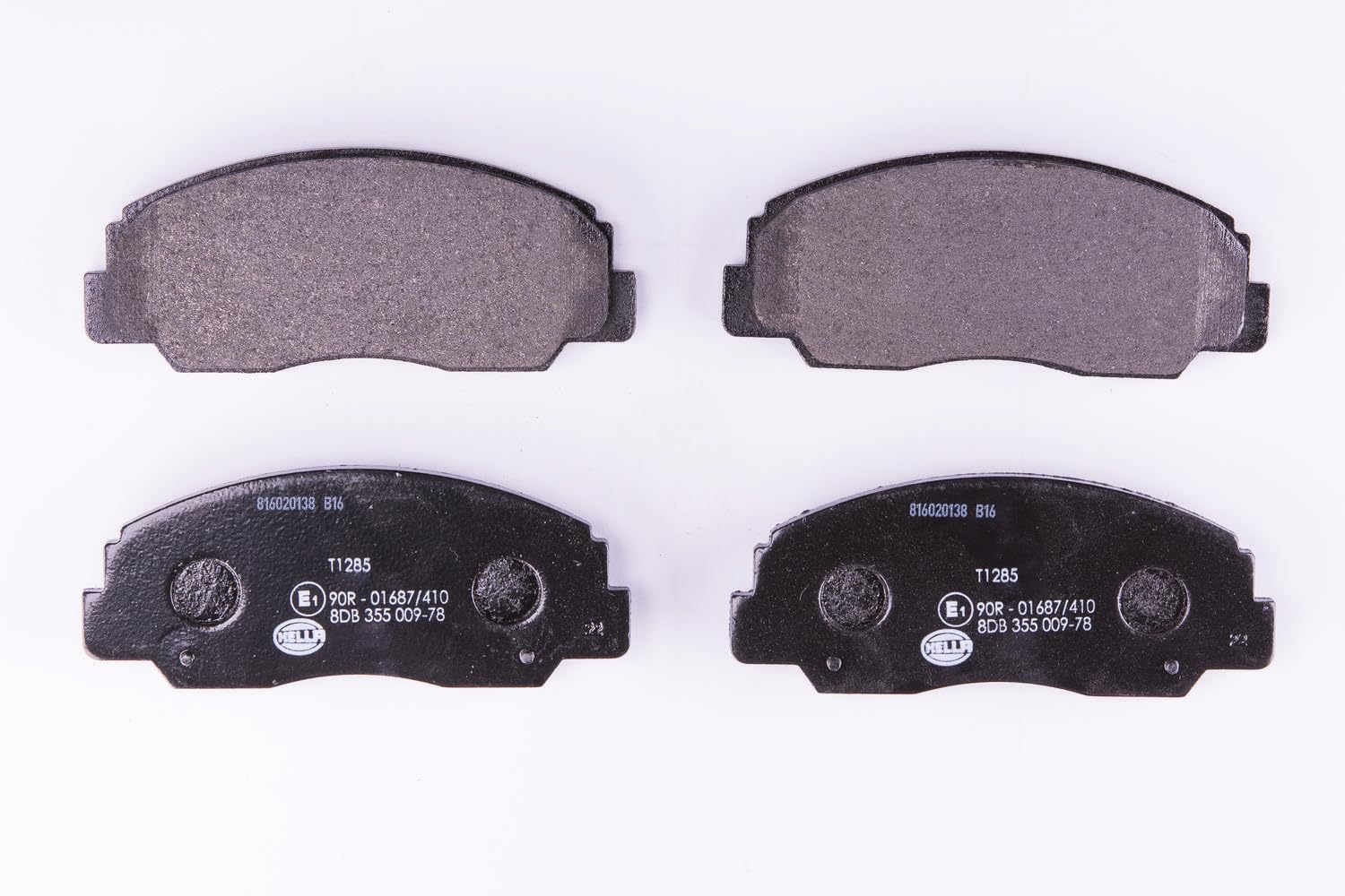 HELLA Bremsbeläge vorne - nicht für Verschleißwarnanzeiger vorbereitet - vier Bremsbeläge pro Set - T1285 - für u.a. DAIHATSU - 8DB 355 009-781 HELLA Bremsbeläge vorne - nicht für Verschleißwarnanzeiger vorbereitet - vier Bremsbeläge pro Set - T1285 - für u.a. DAIHATSU - 8DB 355 009-781 von Hella